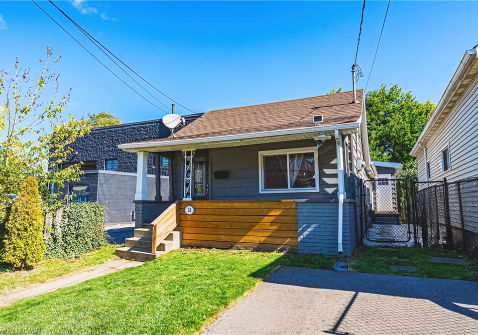 24-rowanwood-street-hamilton-ontario-40829508