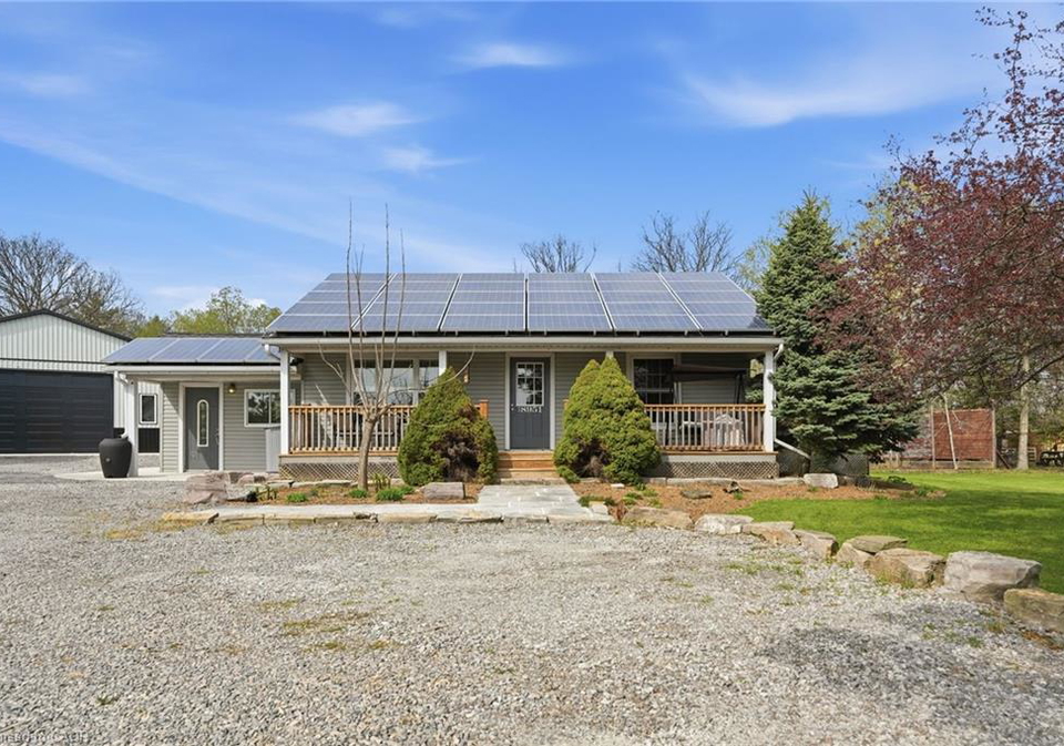 8951-silver-street-caistor-ontario-40829510