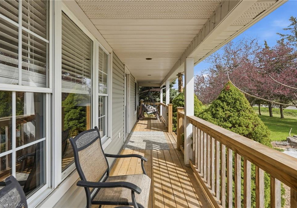 8951-silver-street-caistor-ontario-40829510