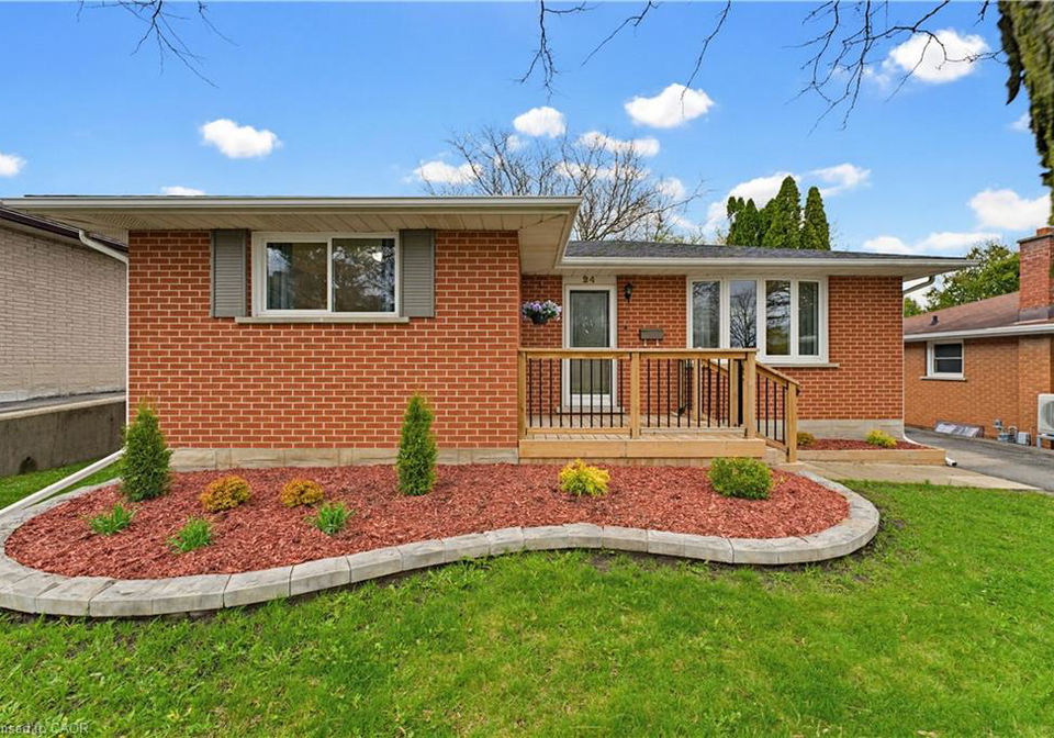 24-hillmount-street-kitchener-ontario-40829528