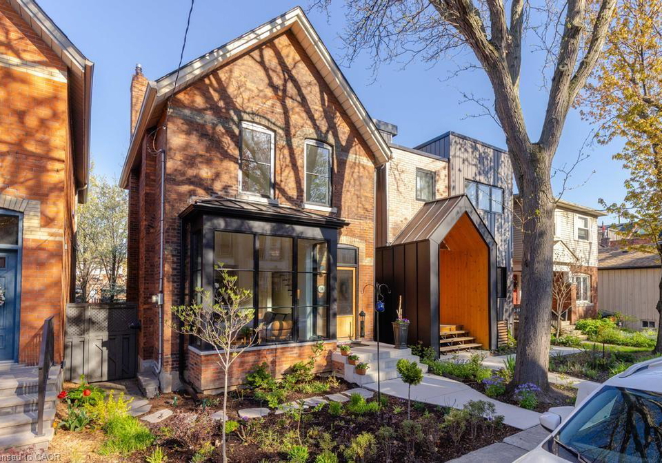 16-bruce-street-hamilton-ontario-40829530