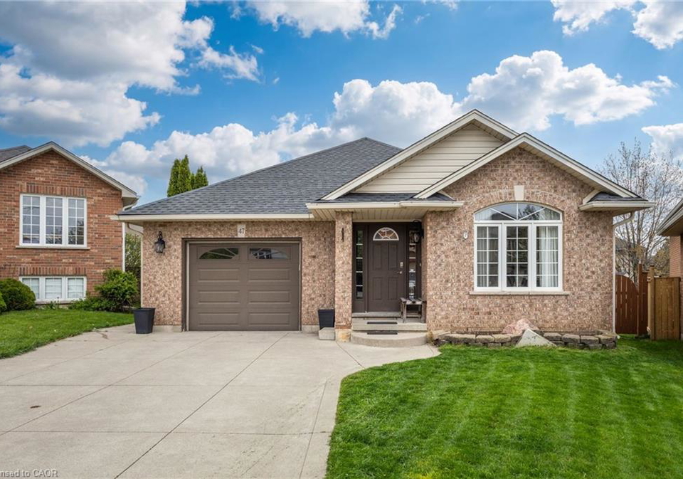 47-hannah-crescent-hamilton-ontario-40829540