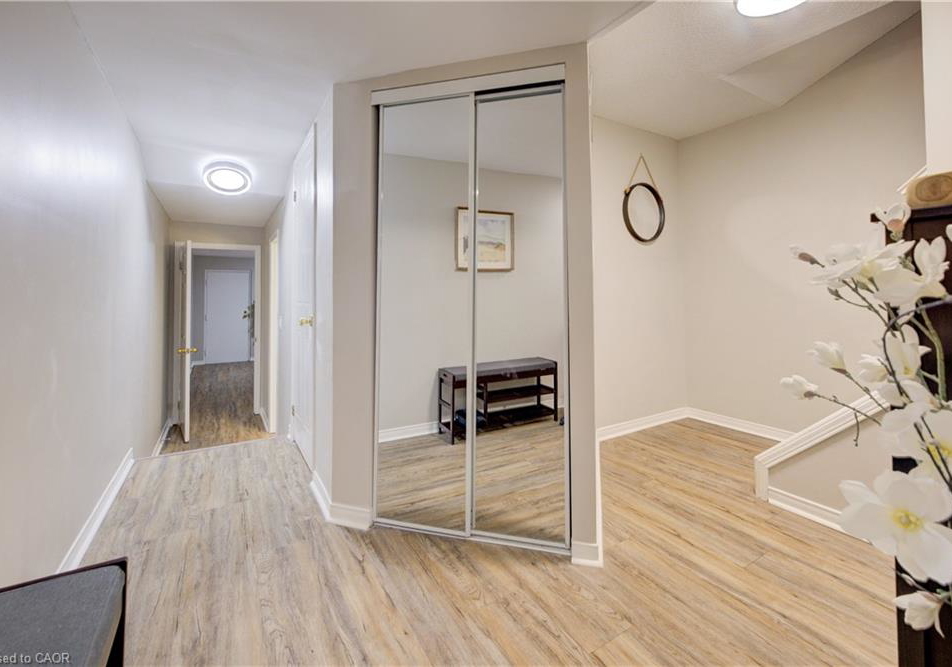 895-maple-avenue-burlington-ontario-40829549