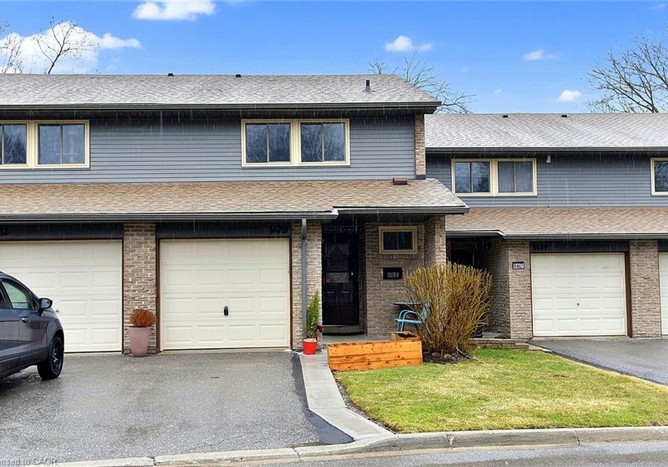 1429-ester-drive-burlington-ontario-40829552