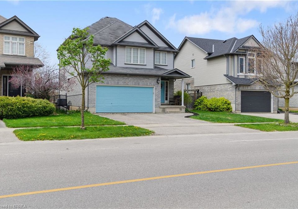 194-mcguiness-drive-brantford-ontario-40829576