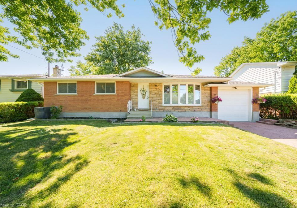 7-wallis-avenue-smithville-ontario-40829581