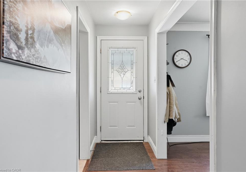 1318-fisher-avenue-burlington-ontario-40829602