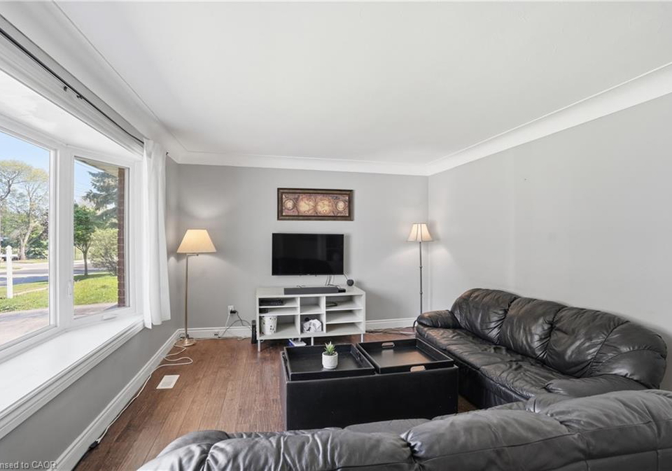 1318-fisher-avenue-burlington-ontario-40829602