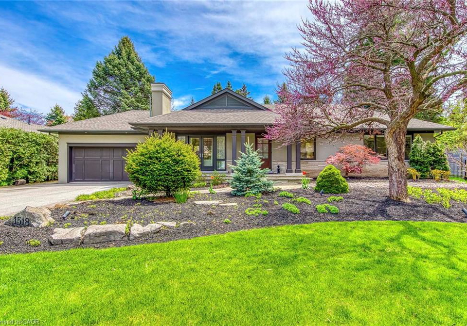 1518-oakhill-drive-oakville-ontario-40829621