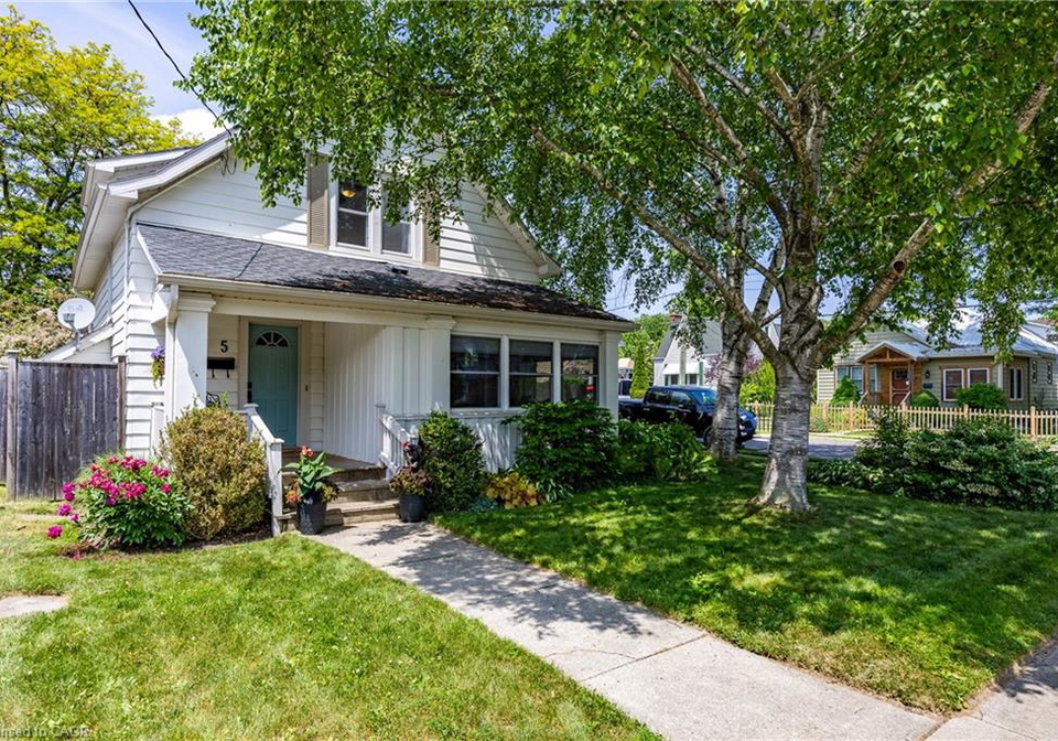 5-hawthorne-avenue-simcoe-ontario-40829666