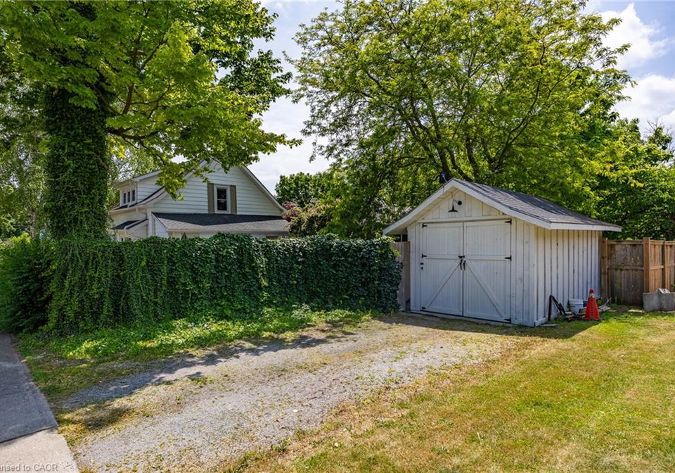5-hawthorne-avenue-simcoe-ontario-40829666