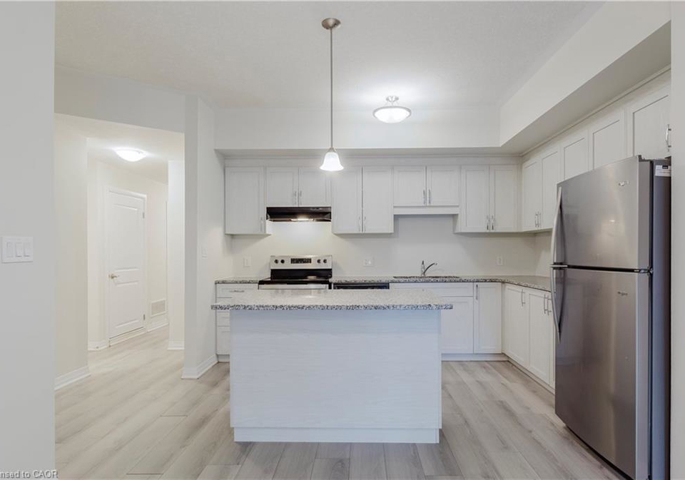 105-25-isherwood-avenue-cambridge-ontario-40829685