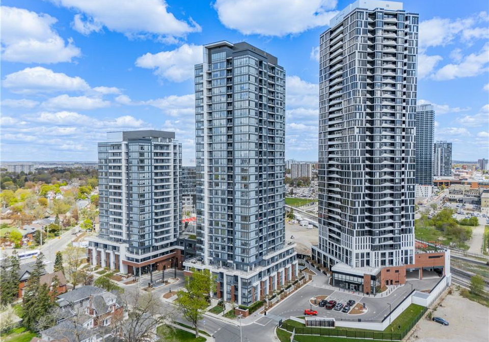 15-wellington-street-s-kitchener-ontario-40829727