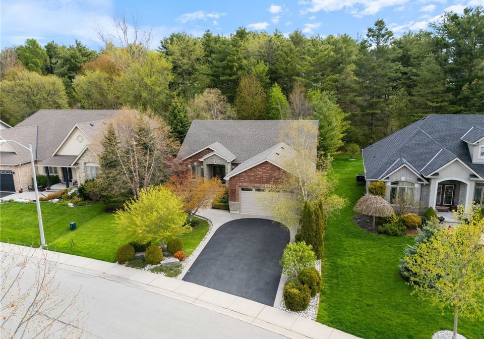 64-newport-lane-port-dover-ontario-40829772