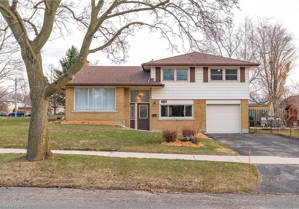 135-burbank-road-kitchener-ontario-40829785