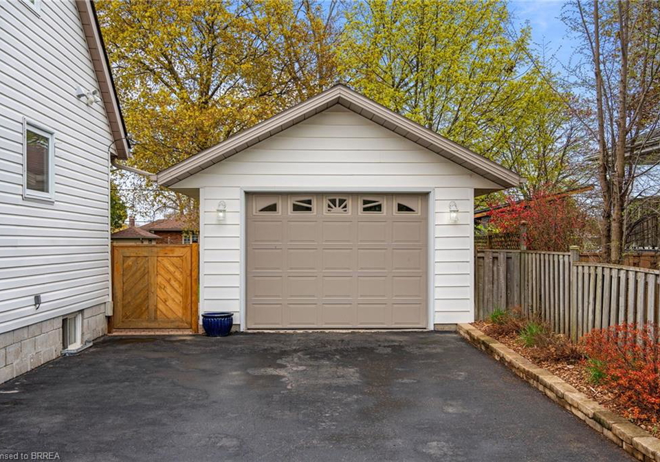 7-northalaton-street-brantford-ontario-40829792