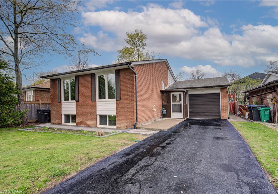 8-sanford-crescent-brampton-ontario-40829800