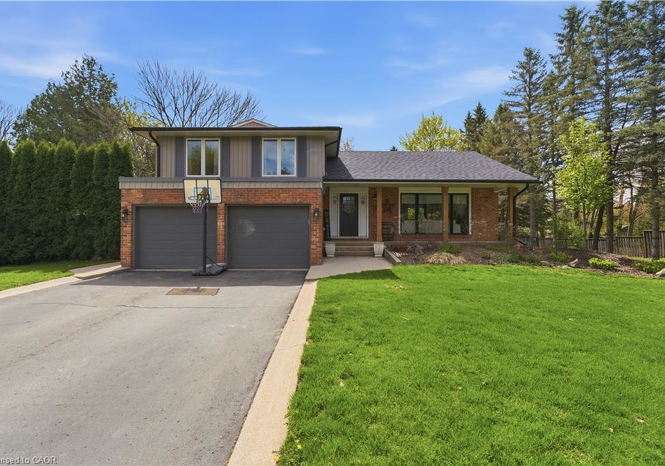 16-bannisdale-way-carlisle-ontario-40829808