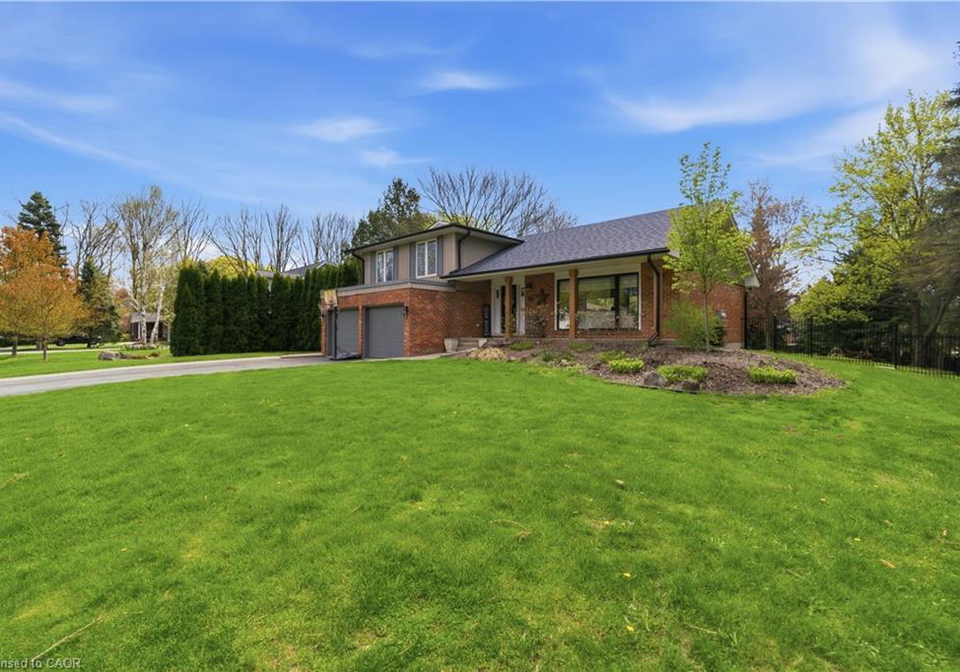 16-bannisdale-way-carlisle-ontario-40829808