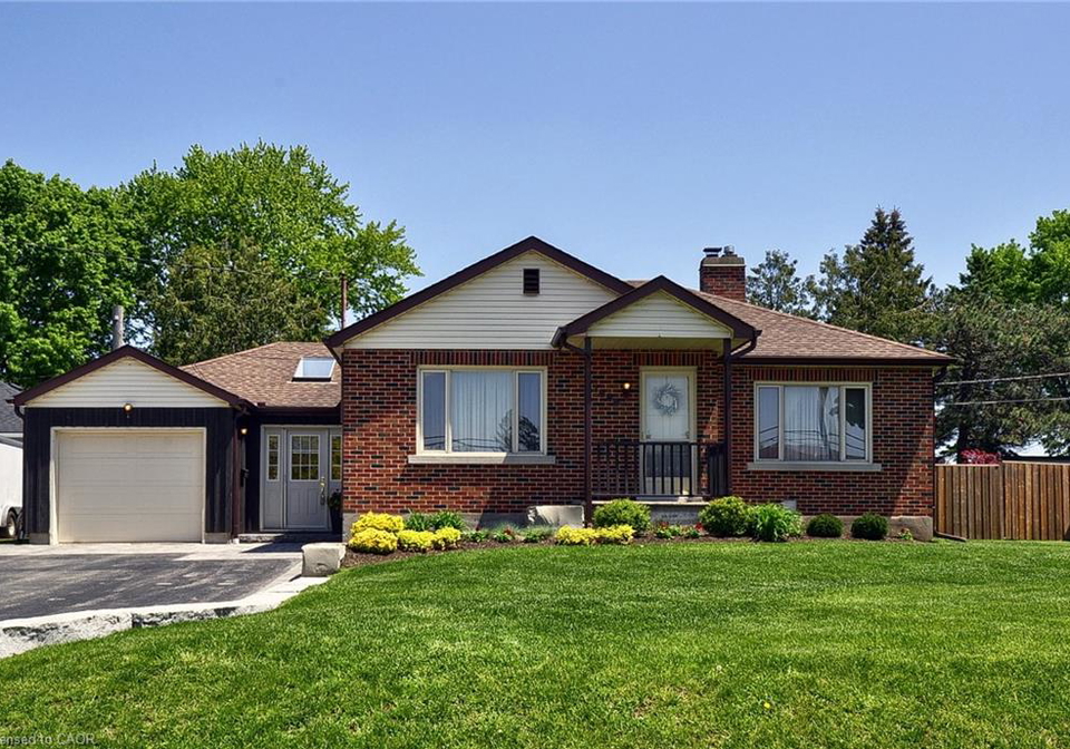1665-concession-road-cambridge-ontario-40829829
