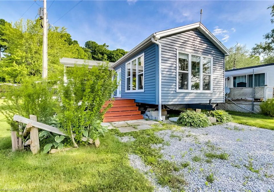 70-bluewater-avenue-st-williams-ontario-40829846