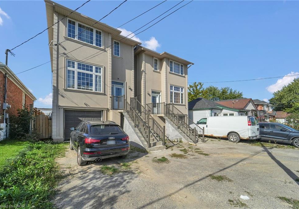 20-jeavons-avenue-scarborough-ontario-40829909