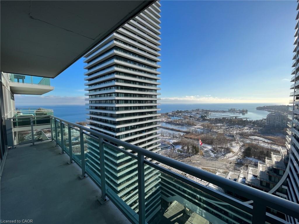 33-shore-breeze-drive-etobicoke-ontario-40829940