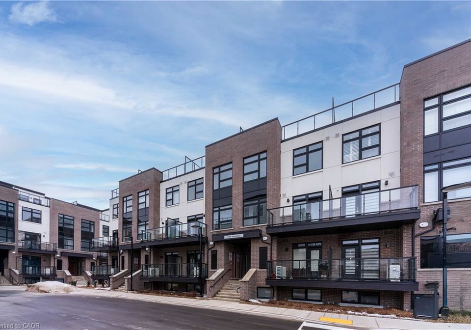 1589-roseway-milton-ontario-40829999