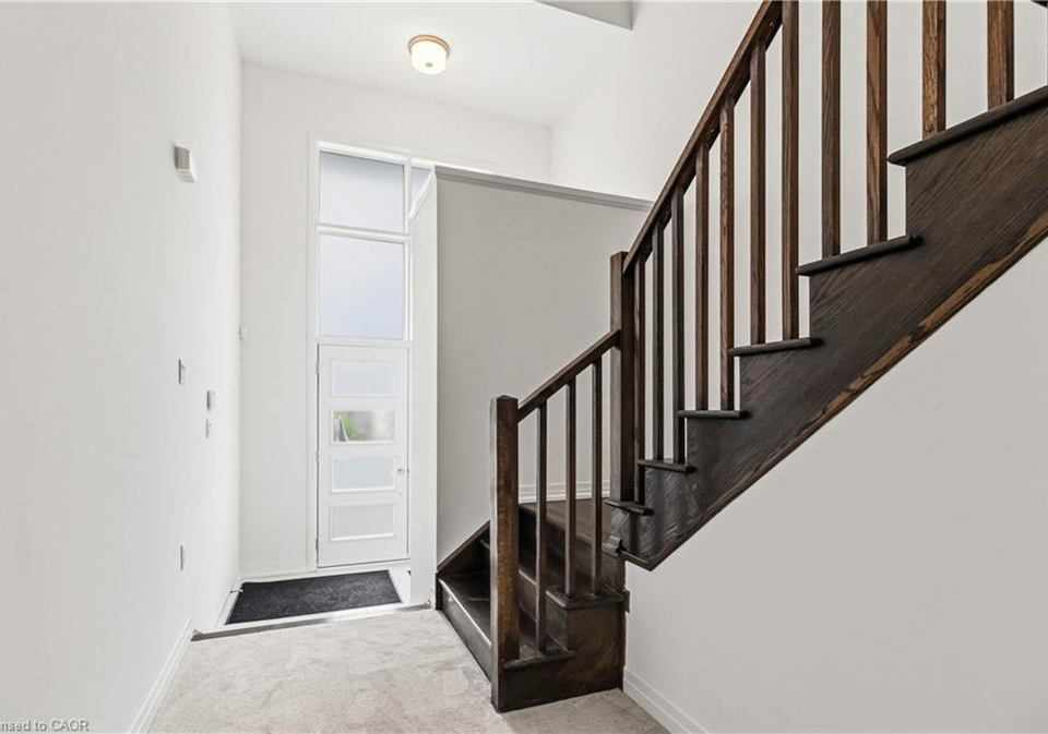 126-hitchman-street-paris-ontario-40830065
