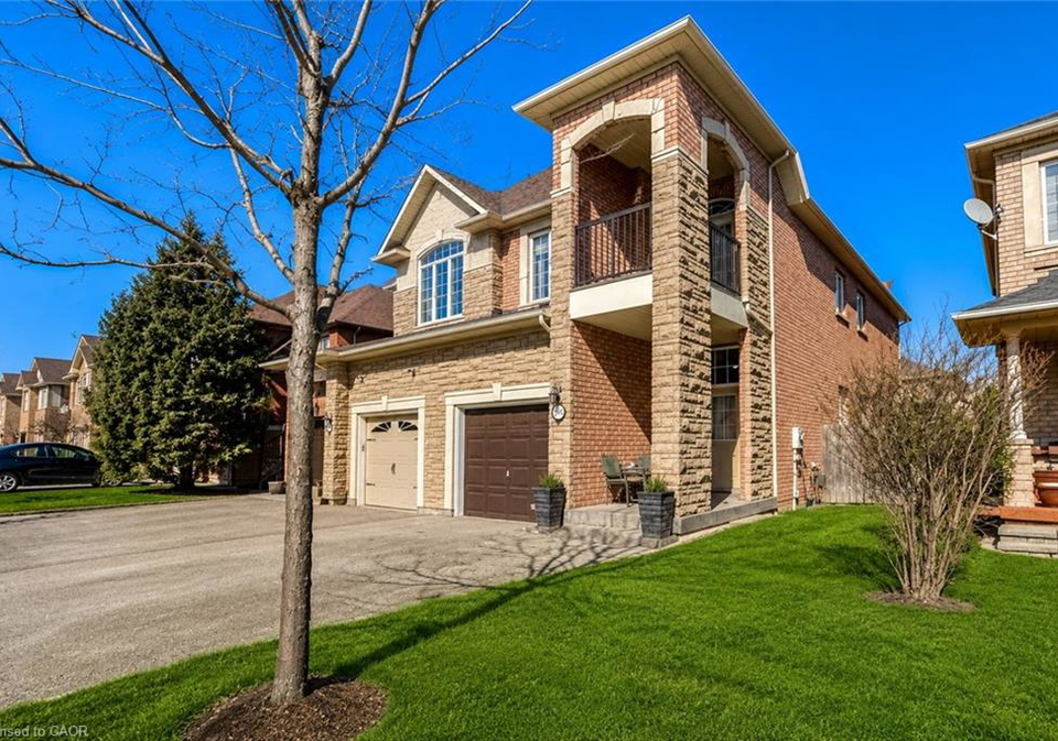 2313-newcastle-crescent-oakville-ontario-40830116