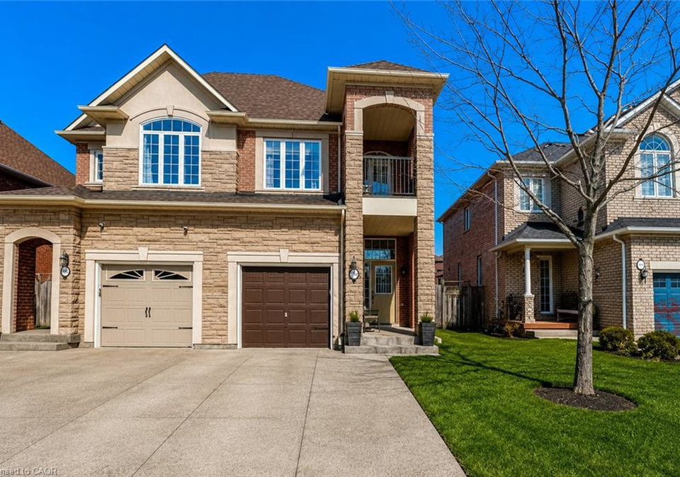 2313-newcastle-crescent-oakville-ontario-40830116