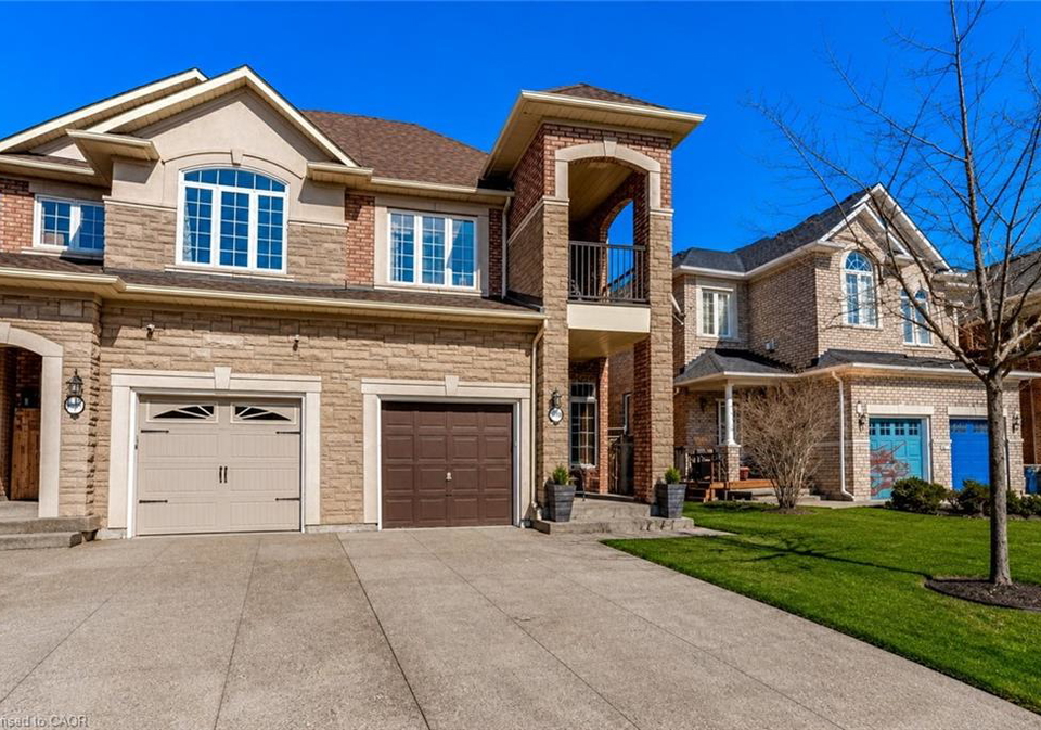 2313-newcastle-crescent-oakville-ontario-40830116