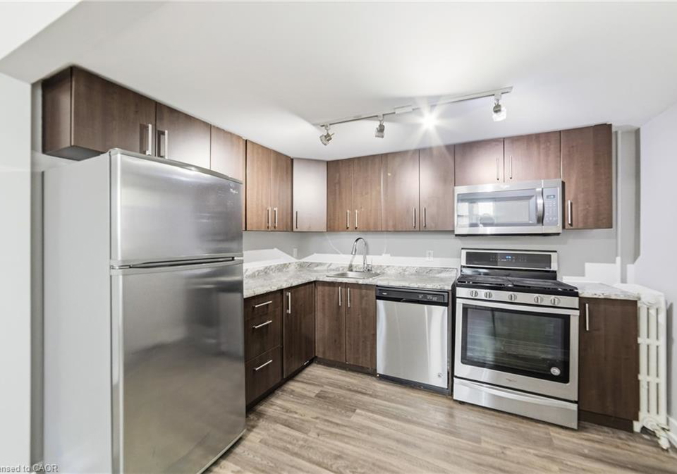 4-ottawa-street-n-hamilton-ontario-40830146