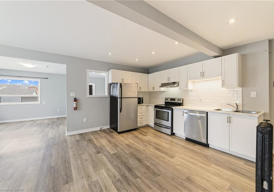 468-main-street-e-hamilton-ontario-40830152