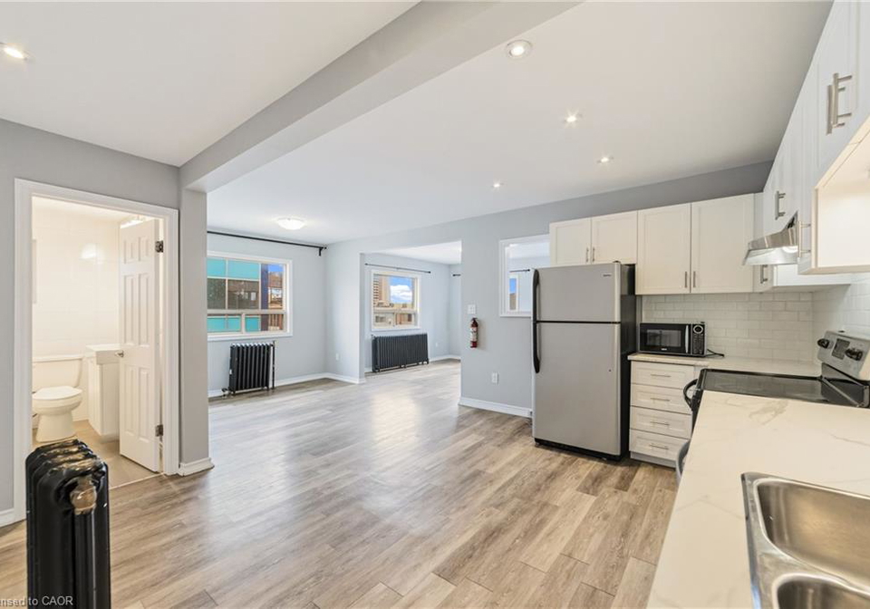 468-main-street-e-hamilton-ontario-40830152