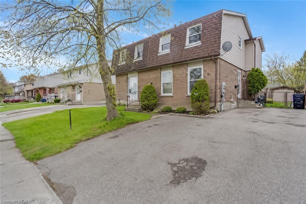 33-meadow-woods-crescent-kitchener-ontario-40830178
