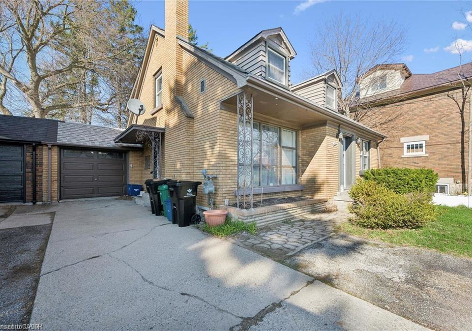 68-highland-road-kitchener-ontario-40830250