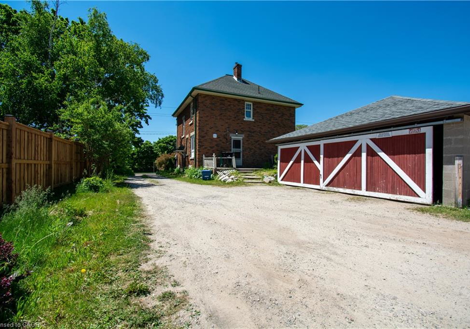 1101-dundas-street-s-cambridge-ontario-40830277