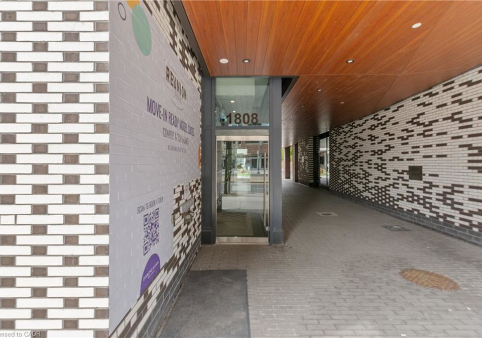 1808-st-clair-avenue-west-toronto-ontario-40830300