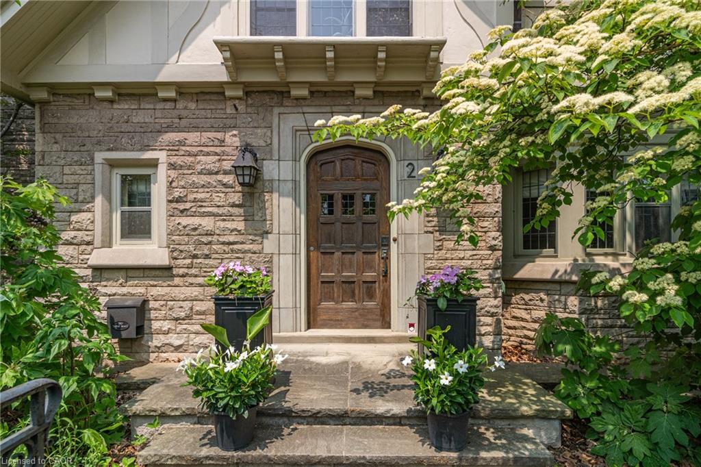 2-oak-knoll-drive-hamilton-ontario-40830307