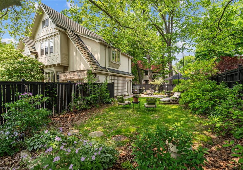 2-oak-knoll-drive-hamilton-ontario-40830307