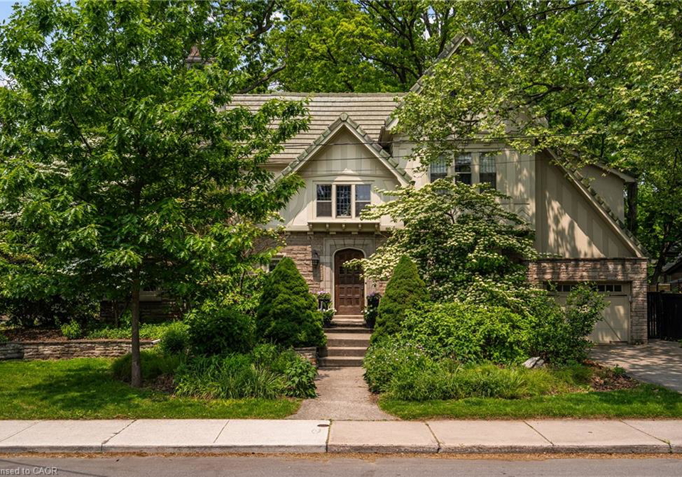 2-oak-knoll-drive-hamilton-ontario-40830307