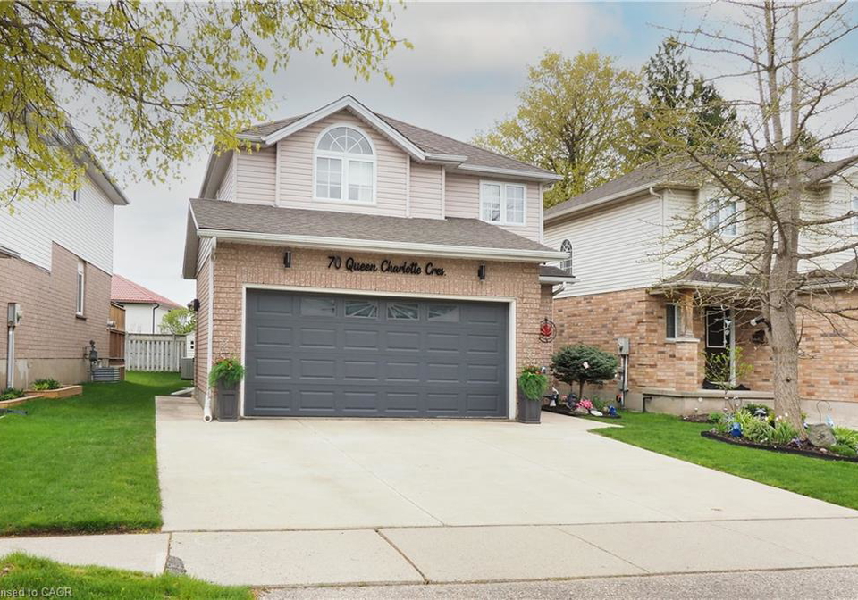 70-queen-charlotte-crescent-kitchener-ontario-40830310