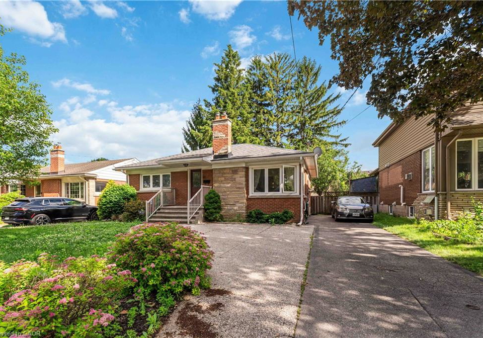 21-sheridan-lane-hamilton-ontario-40830323