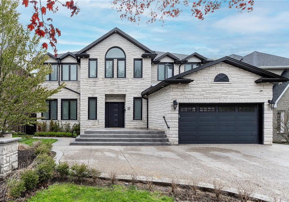 27-elodia-court-hamilton-ontario-40830375