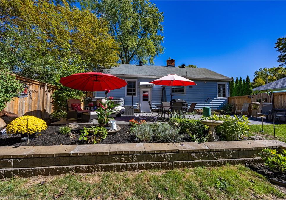 30-gibson-drive-simcoe-ontario-40830392