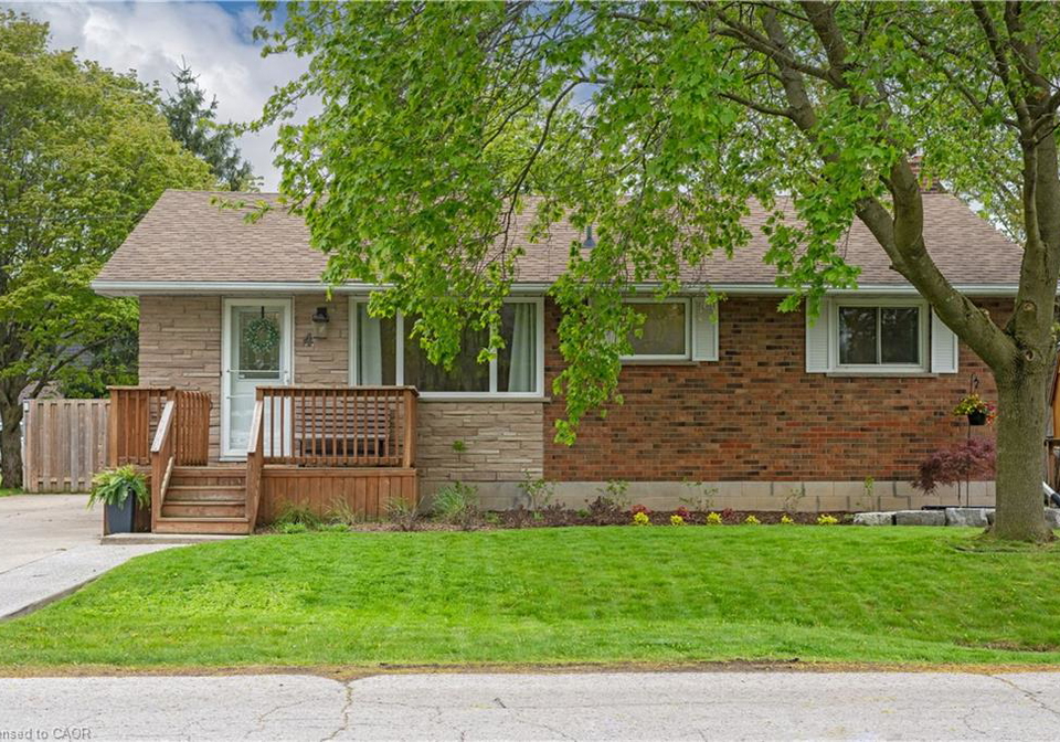 4-harris-street-hagersville-ontario-40830395