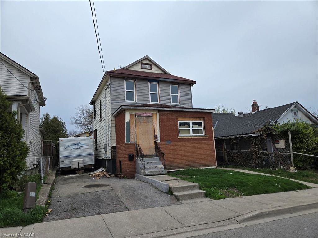 4550-crysler-avenue-niagara-falls-ontario-40830399