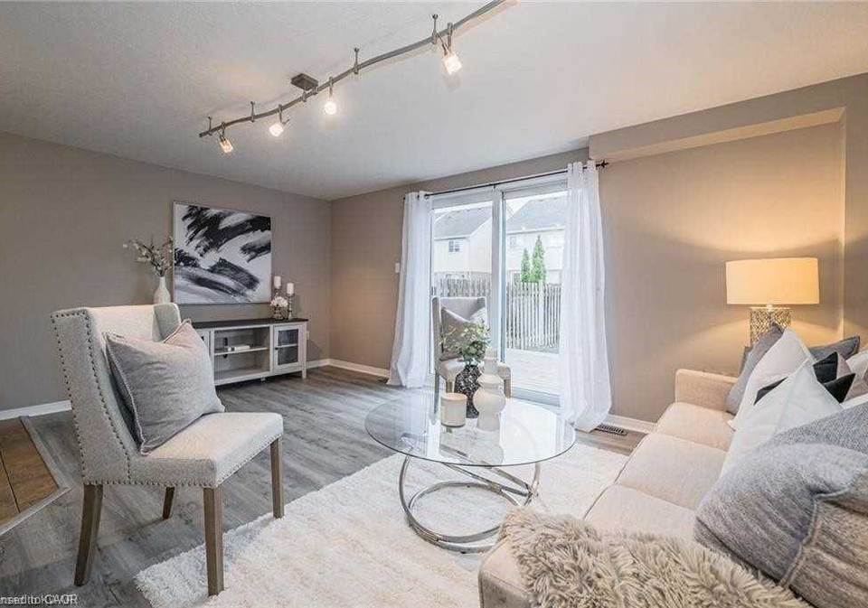 27-max-becker-drive-kitchener-ontario-40830438