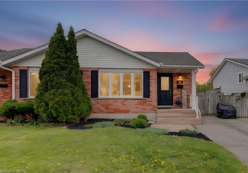 108-oprington-court-kitchener-ontario-40830470